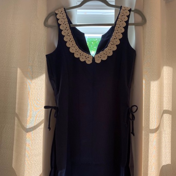 NWT Lilly Pulitzer Donna Romper in True Navy (0) - Picture 2 of 4